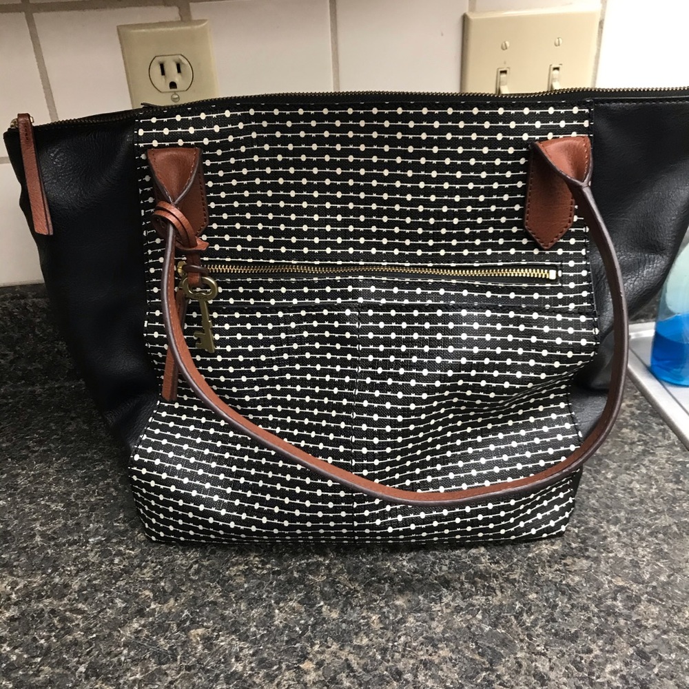 Fossil purse